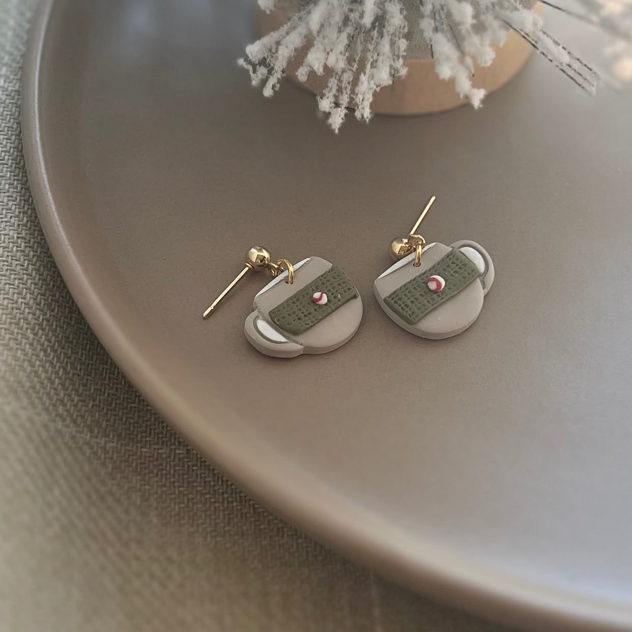 Peppermint Mocha Dangles