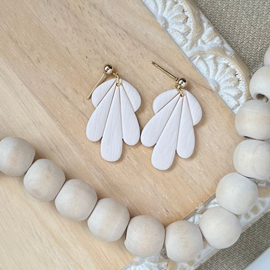 Adelia Dangles