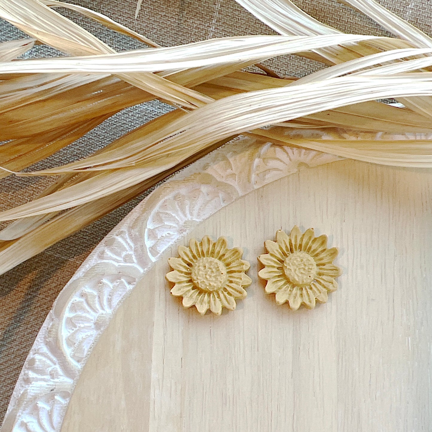 Sunflower Statement Stud