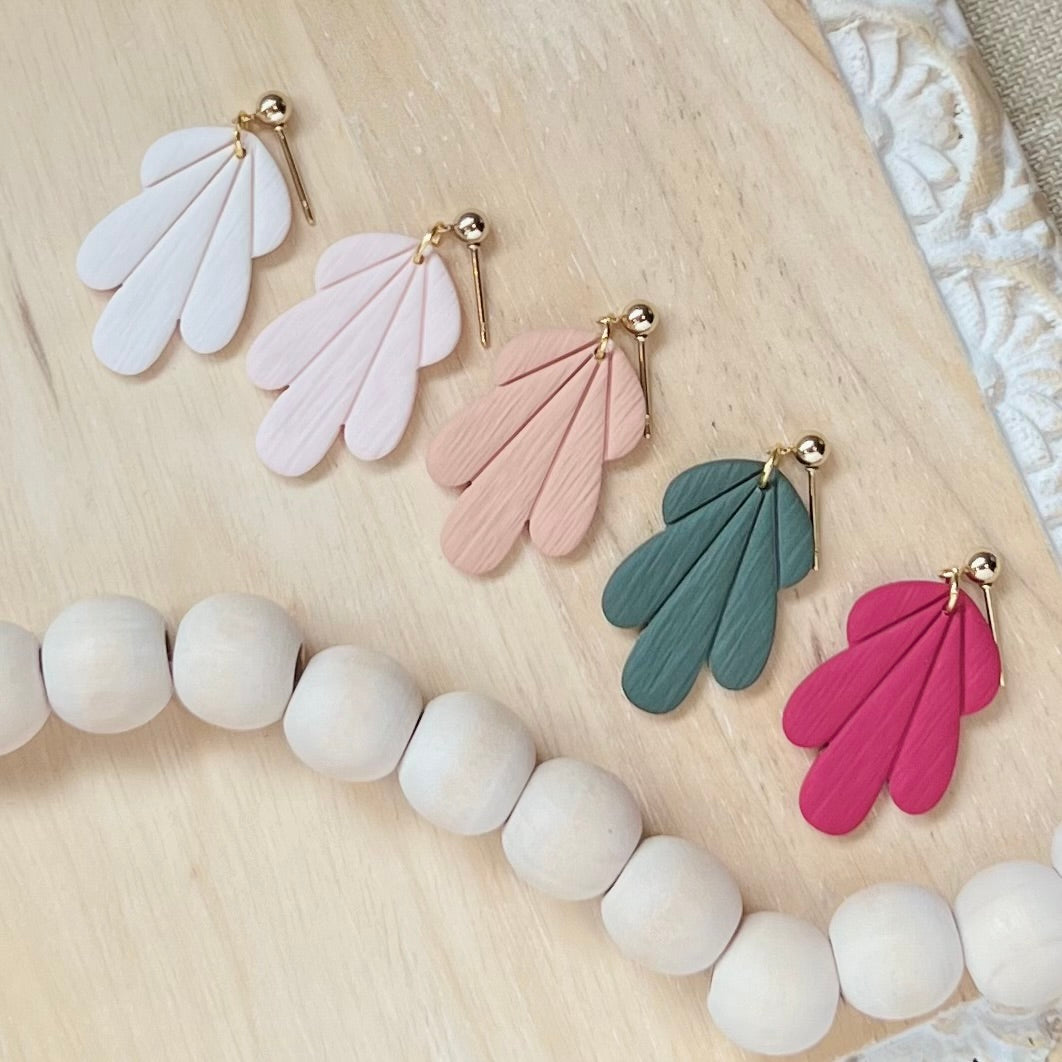 Adelia Dangles