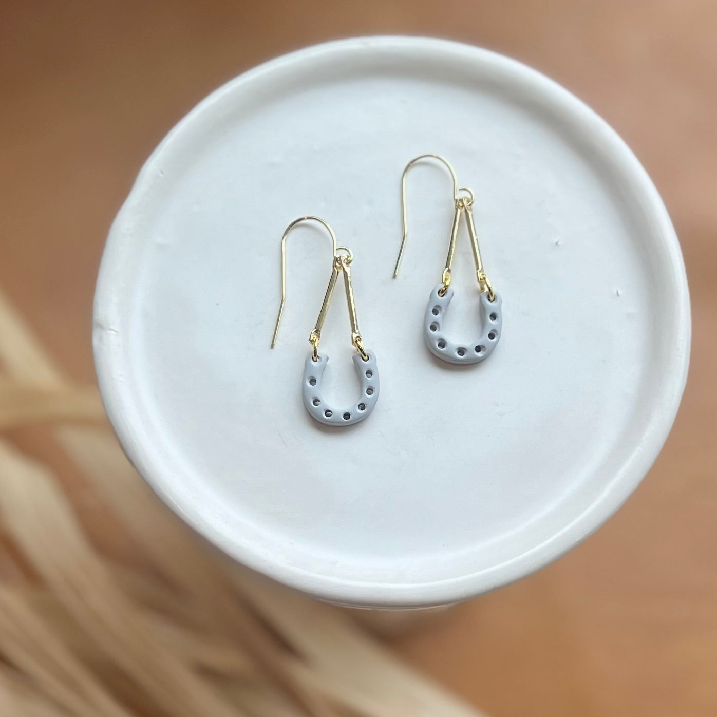 Horseshoe Dangles