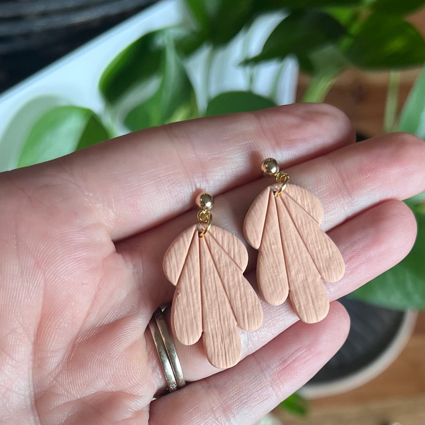 Adelia Dangles