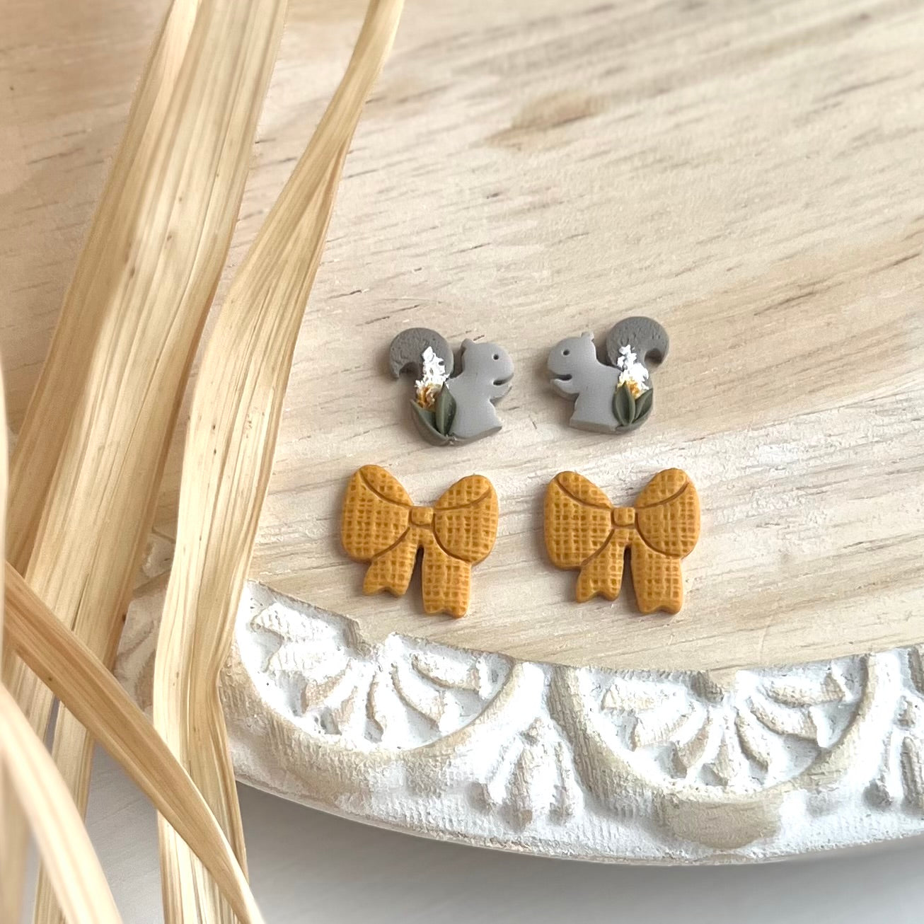 Squirrel & Bow Stud Pack