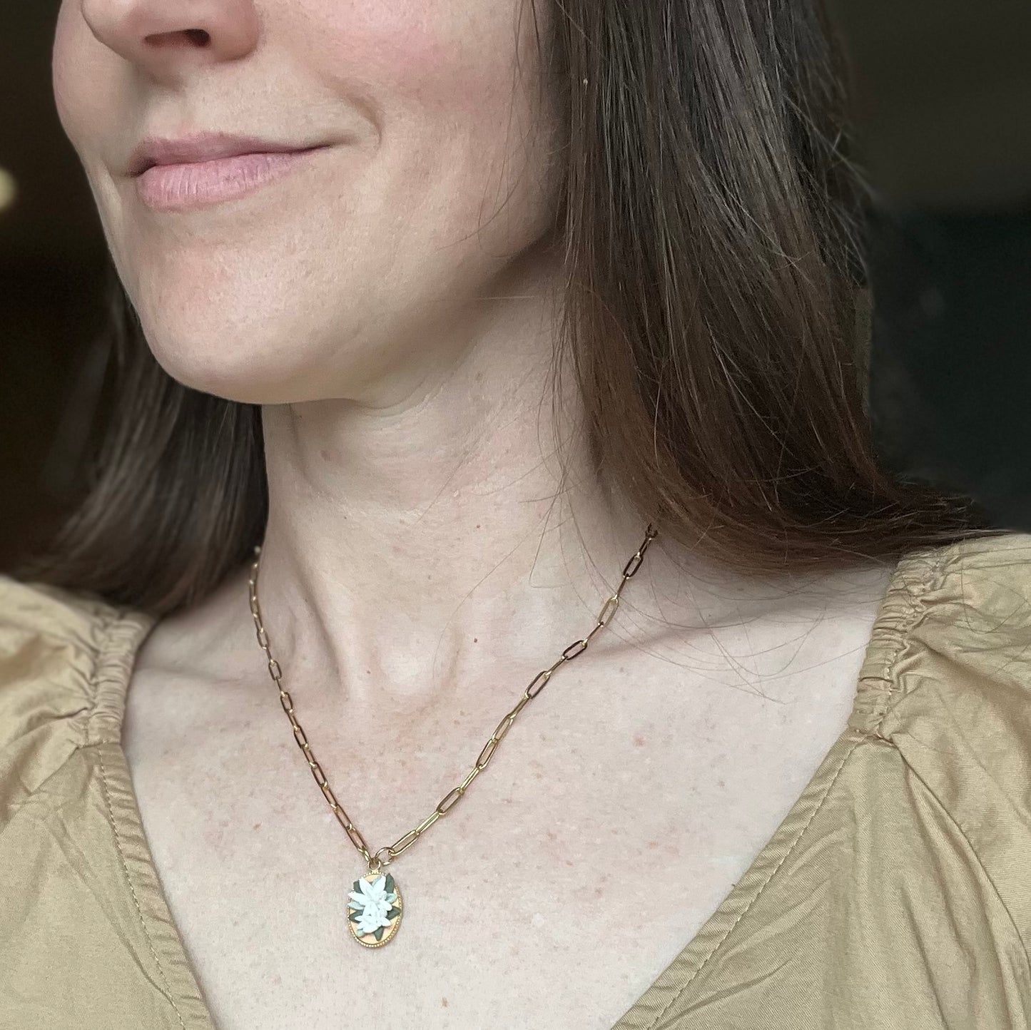White Dahlia Frame Necklace