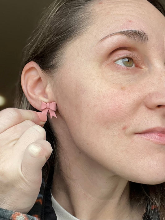 Mini Ribbon Bow Studs in Rosey Coral