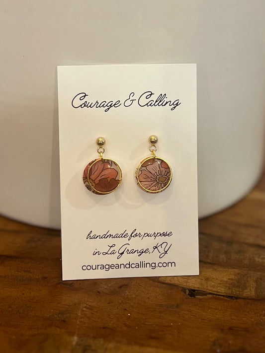 Vintage Flower Dainty Circles