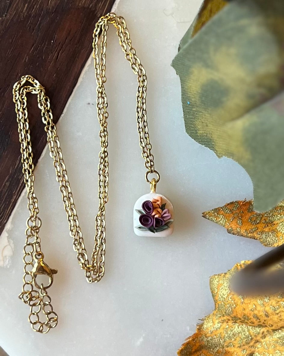 Mini Arch Necklace in Poppy Bouquet