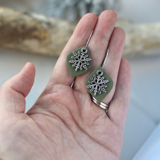 Antique Snowflake Hoops in Silver