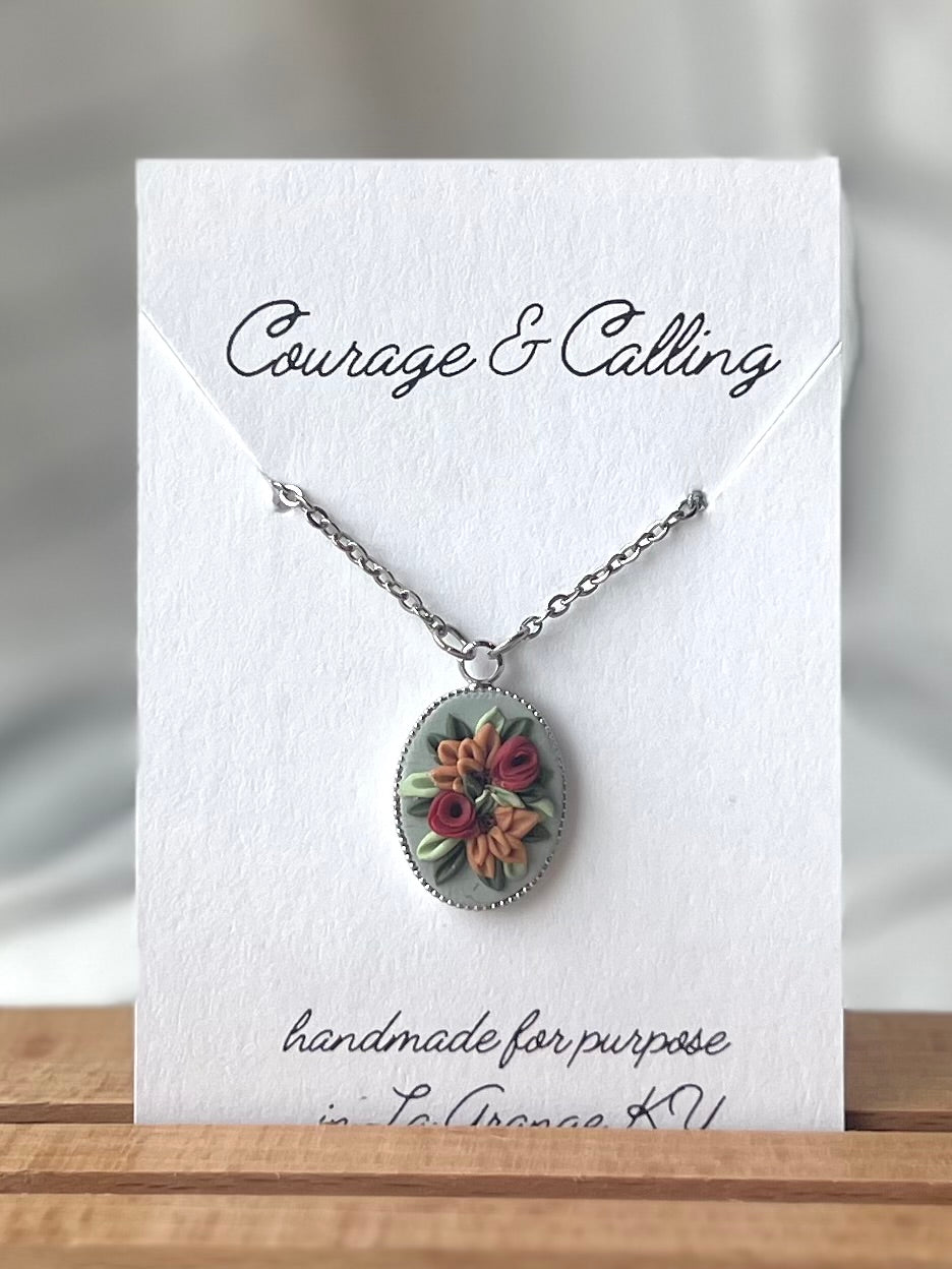 Denim Summer Essential Floral Necklace