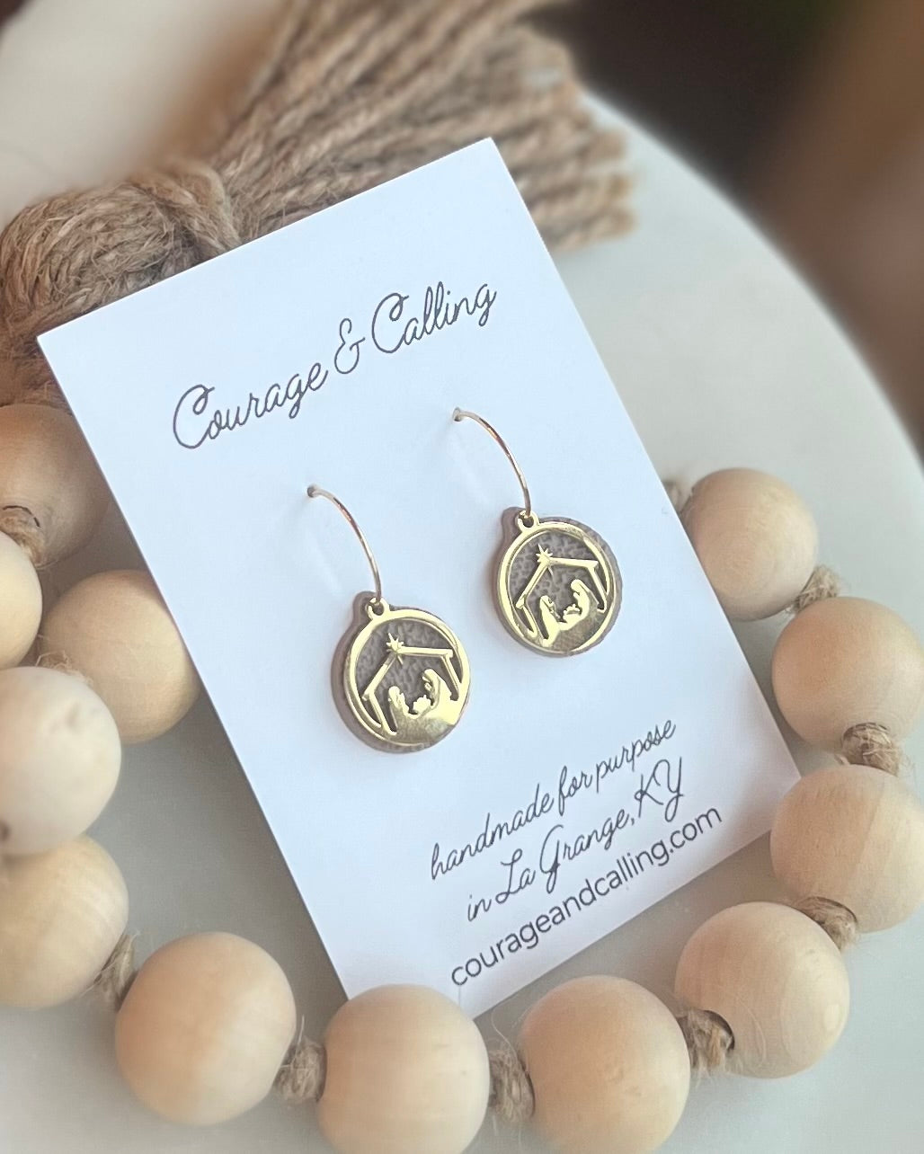 Manger Ornament Hoops