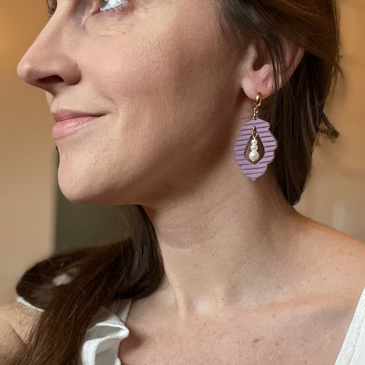Valerie Dangles