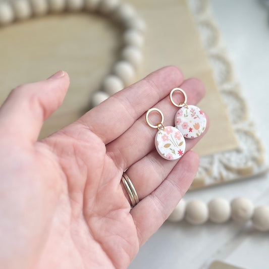 Ellie Dangles in Summer Floral