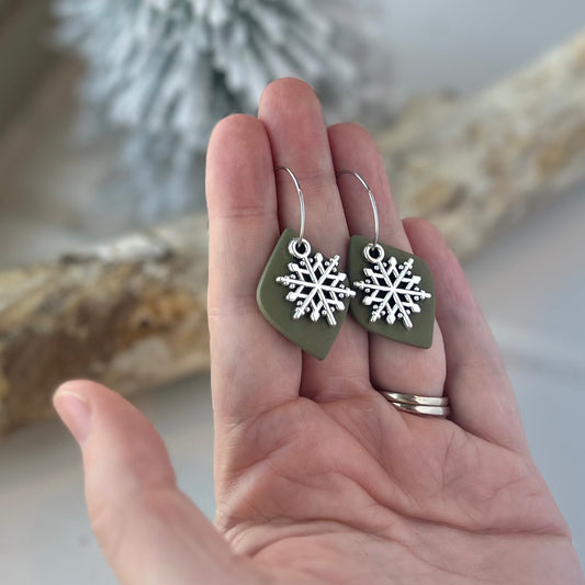 Antique Snowflake Hoops in Silver