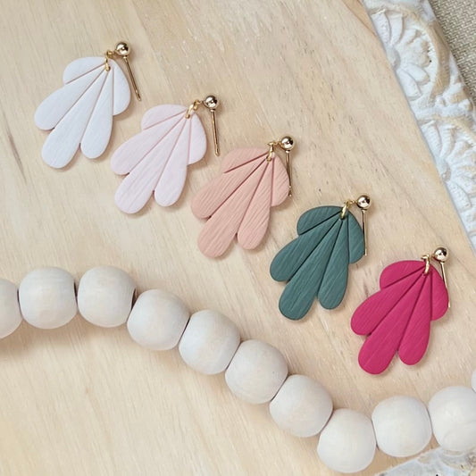 Adelia Dangles