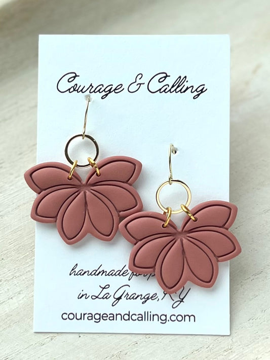 Vera Dangles in Mauve
