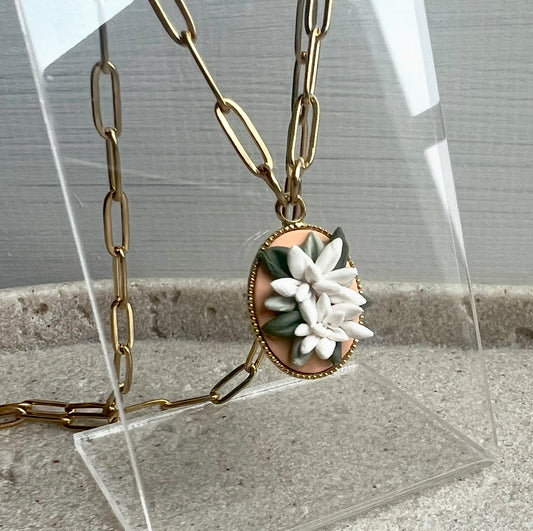 White Dahlia Frame Necklace