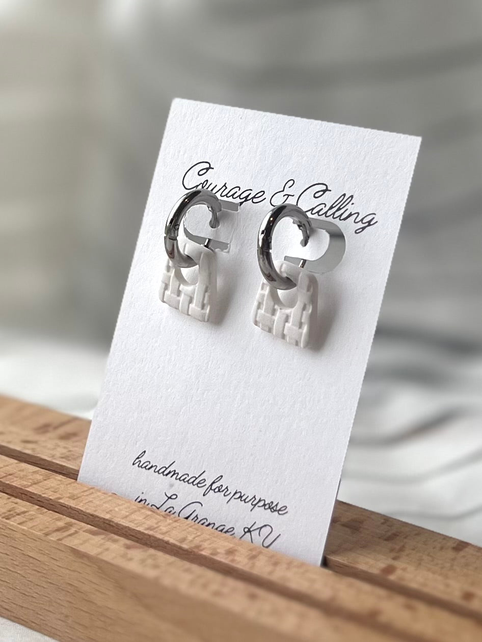 Woven White Huggies in Silver