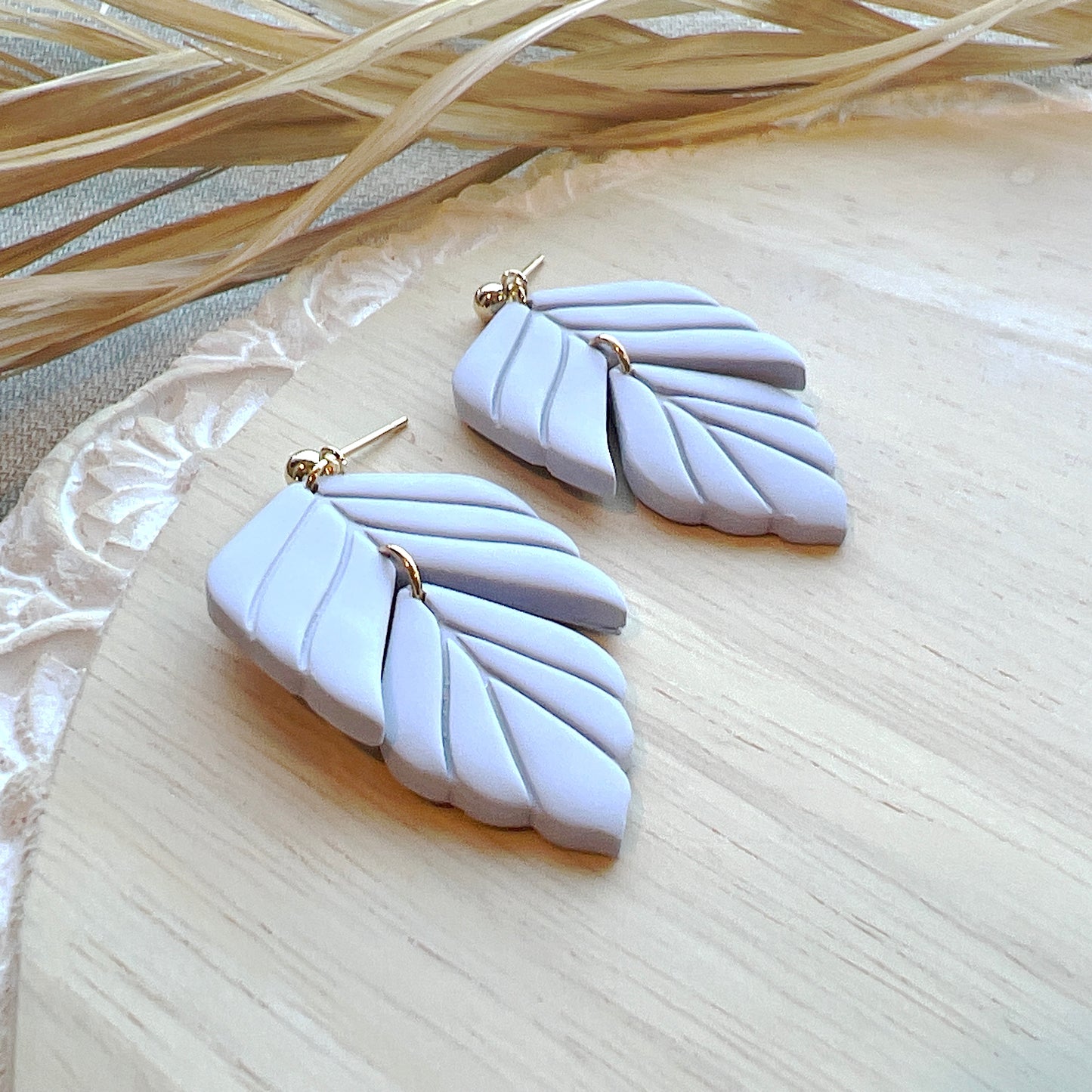 Tori Leaf Dangles in Barely Lavender