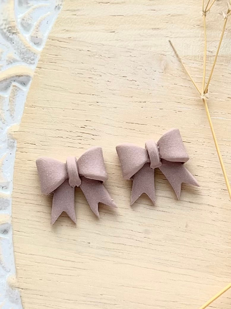Mini Ribbon Bow Studs in Almond Rose