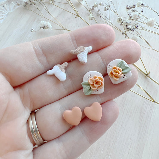 MINI Cow & Peach Rose Stud Pack